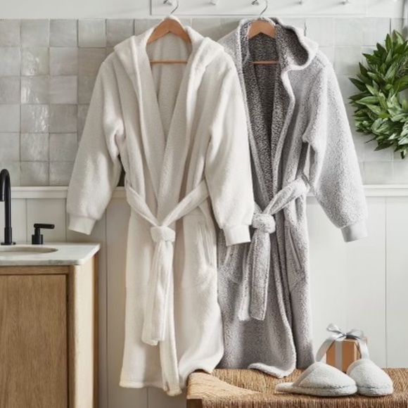 Pottery Barn Other - Pottery barn Coziest Sherpa Robe Gray Small hooded, cuffed sleeve sleepwear NWT
